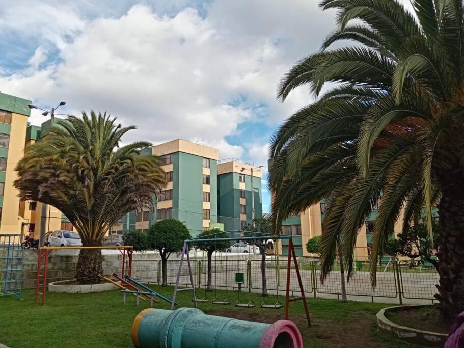 公寓 Hermoso Al Norte Cerca De La Embajada Americana Quito